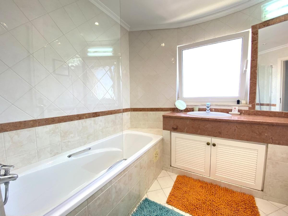 Vilamoura Central 6 With Pool By Homing Eksteriør bilde